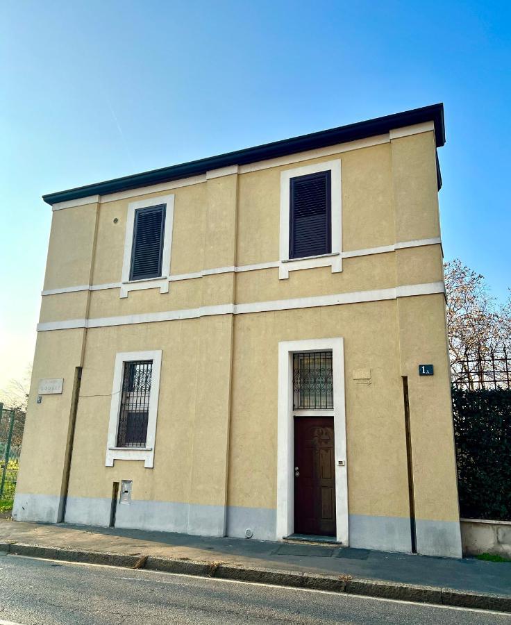 Milano Collection: Naviglio Martesana Apartment Bagian luar foto